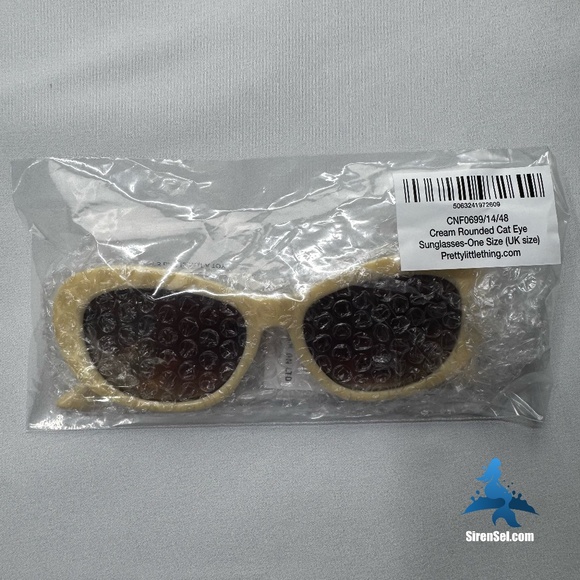 PrettyLittleThing Accessories - 1184 NWT PrettyLittleThing Cream Rounded Cat Eye Sunglasses